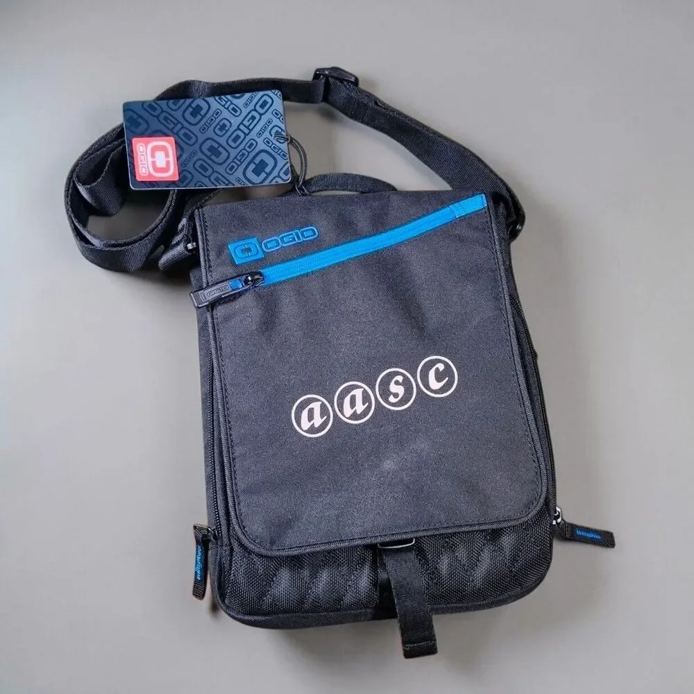 NWT OGIO Technologio RS655 Shoulder Sling Bag Black Blue AASC Logo Pockets